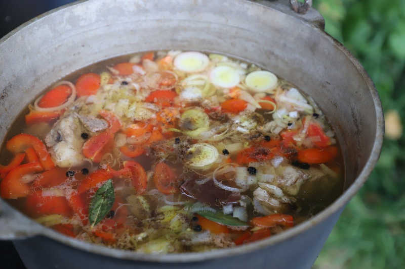 Bone Broth … tis the season for it (yum)